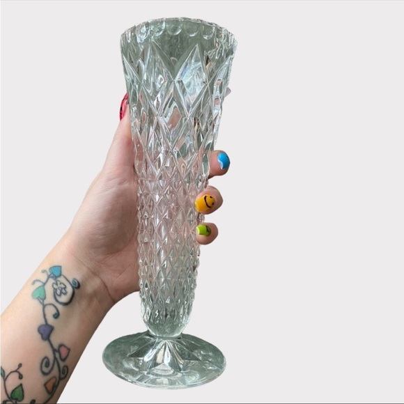 VINTAGE | Tall Crystal Bud Vase #3 - Picture 4 of 4